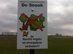 informatie borden langs de waal herstel en vervangen!